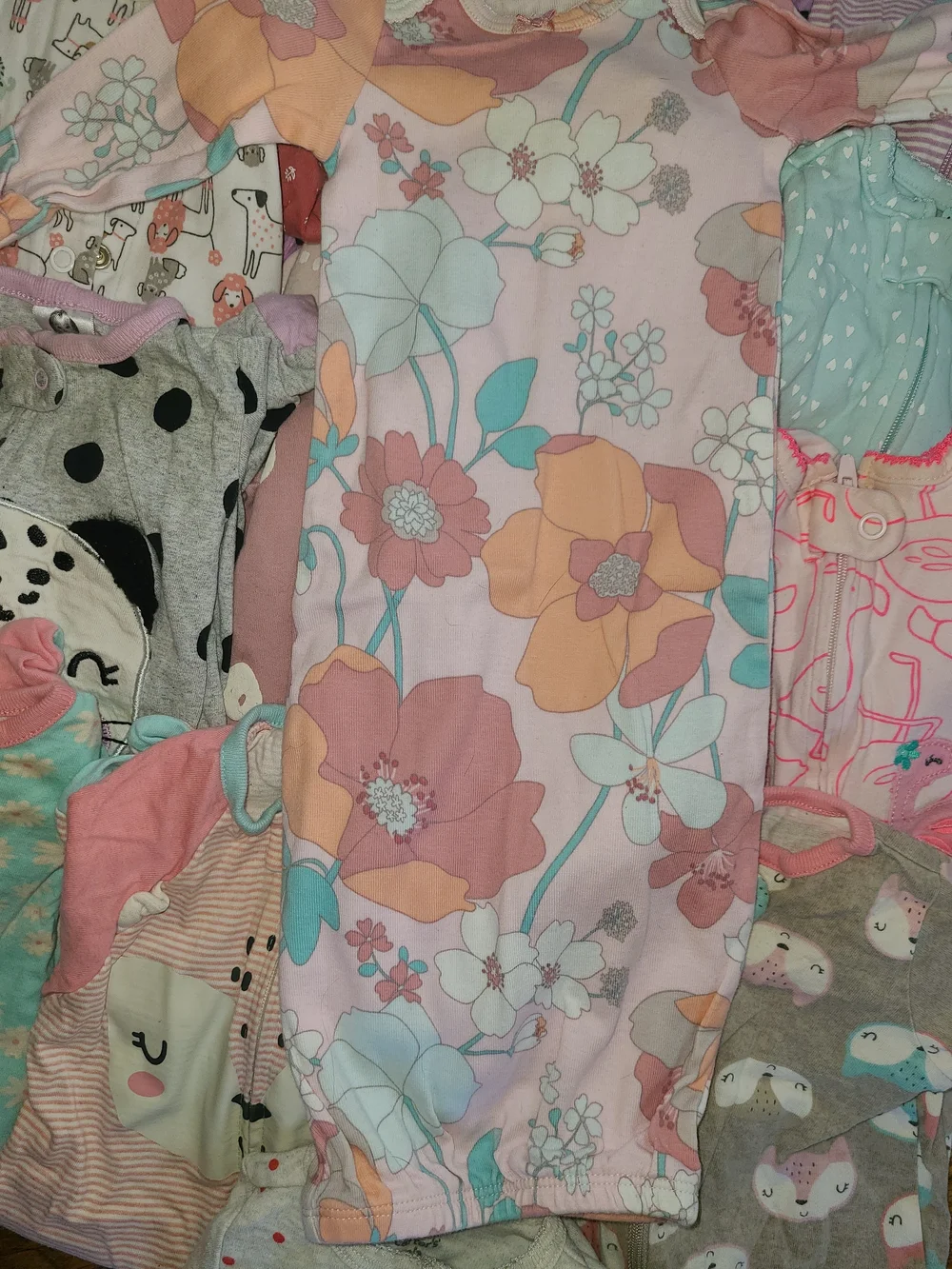 14 Baby Girl Sleepers- Newborn - Picture 6 of 6